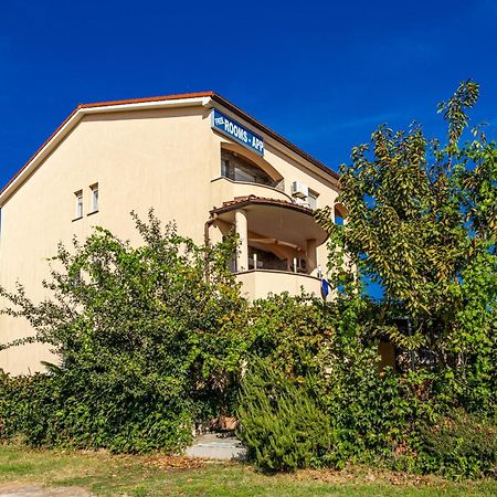 מדולין Apartments Mijic מראה חיצוני תמונה