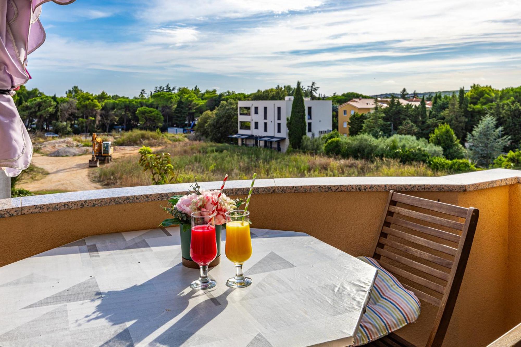מדולין Apartments Mijic מראה חיצוני תמונה