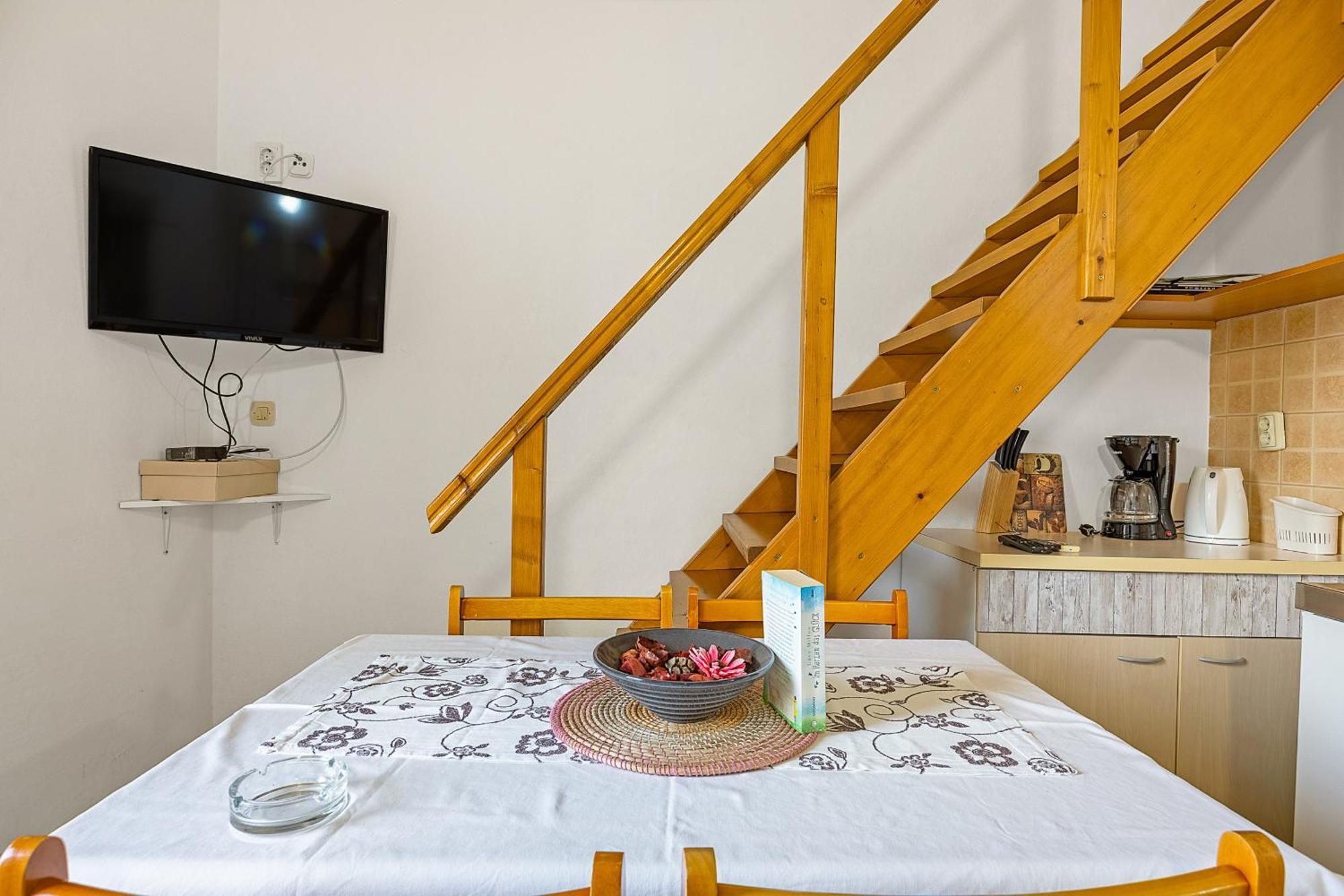 מדולין Apartments Mijic מראה חיצוני תמונה